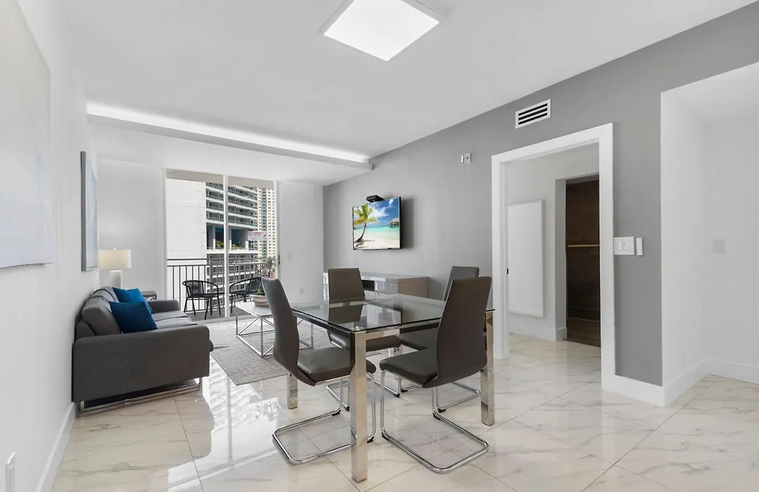 Fortune House Hotel Suites-1