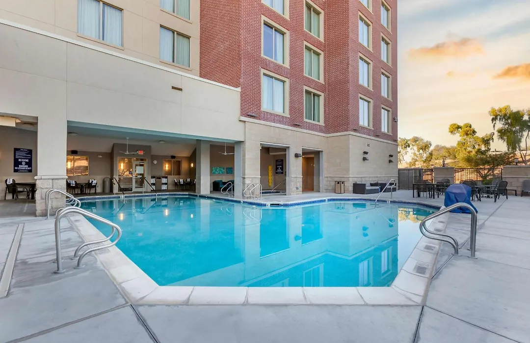 Drury Plaza Hotel Phoenix Tempe-1