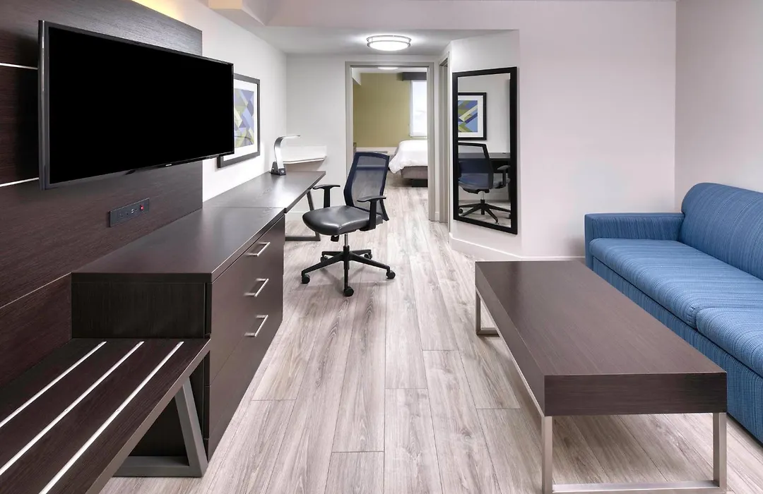 Holiday Inn Express & Suites Mississauga-Toronto Southwest By Ihg-1