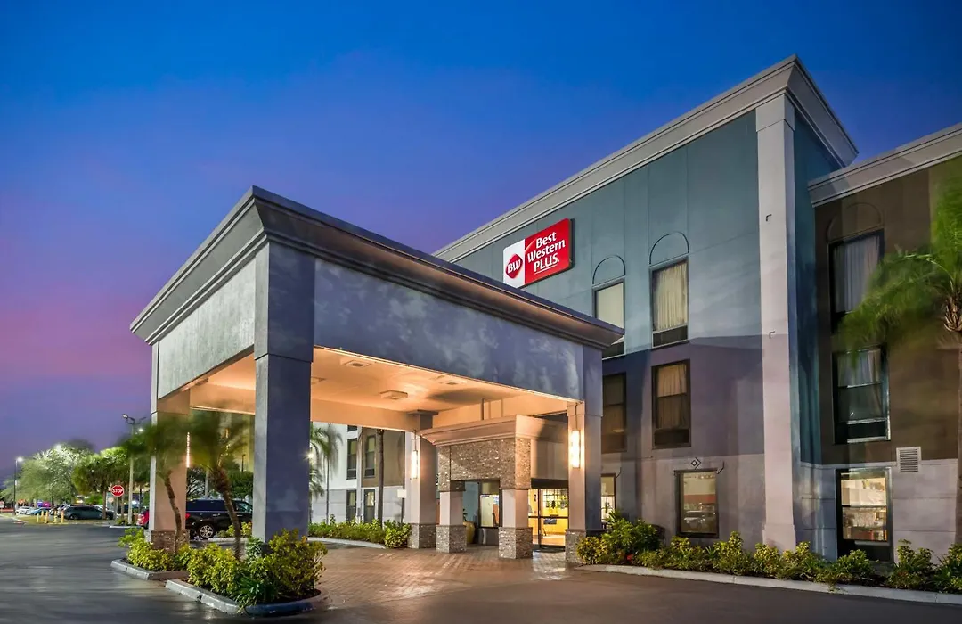 Best Western Plus Universal Inn - Free Shuttle To Universal Studios!-1