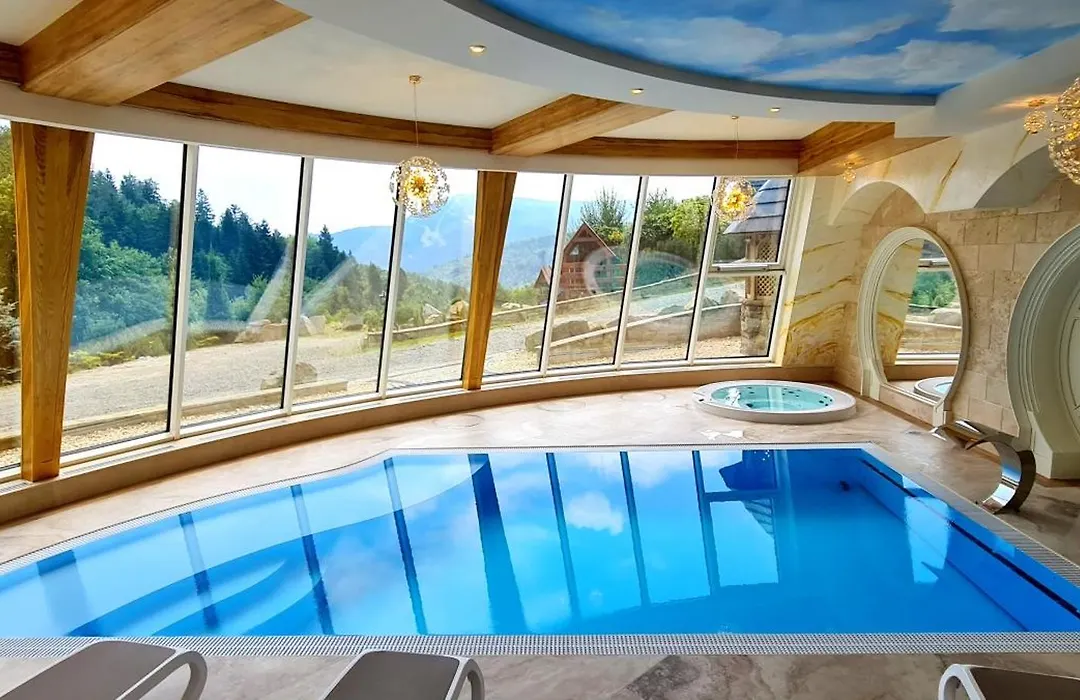 Krupówka Mountain Resort Wellness&SPA Szczyrk-1
