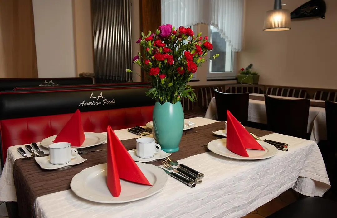 Dein Hotel-1