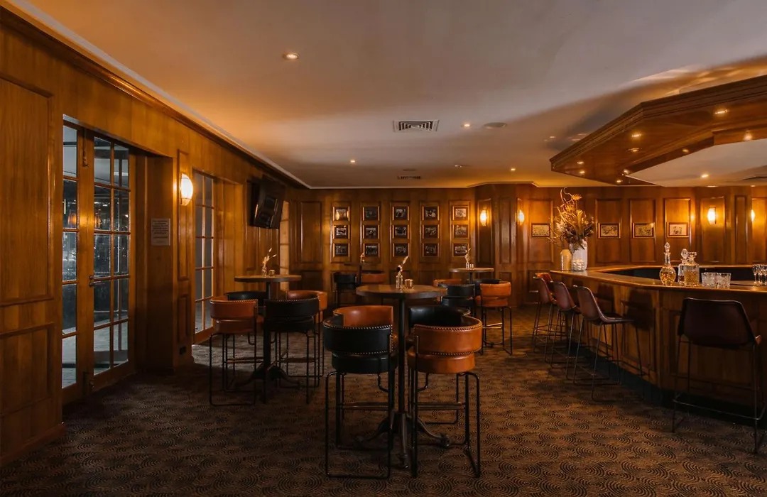 Qt Canberra-1