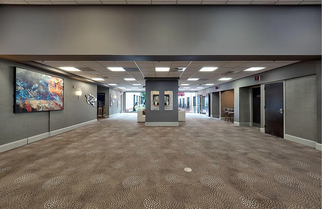 Doubletree By Hilton Bloomington-1