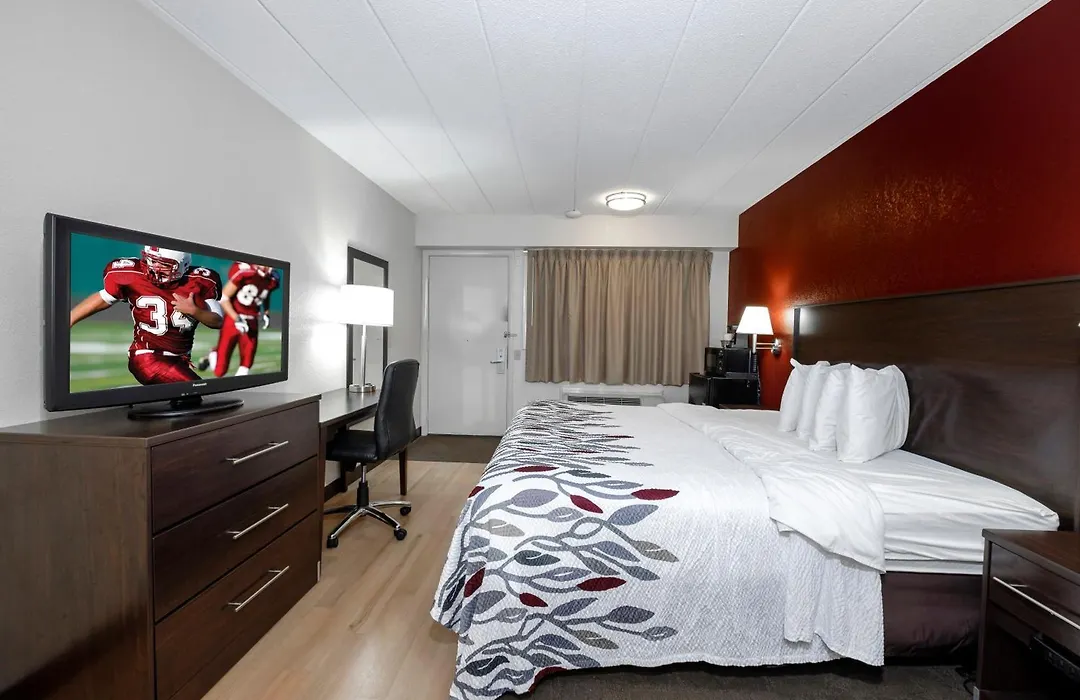 Red Roof Inn Bloomington - Normal/University-1