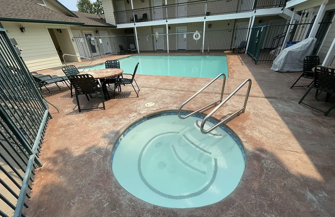 Best Western Cedar Inn & Suites-1
