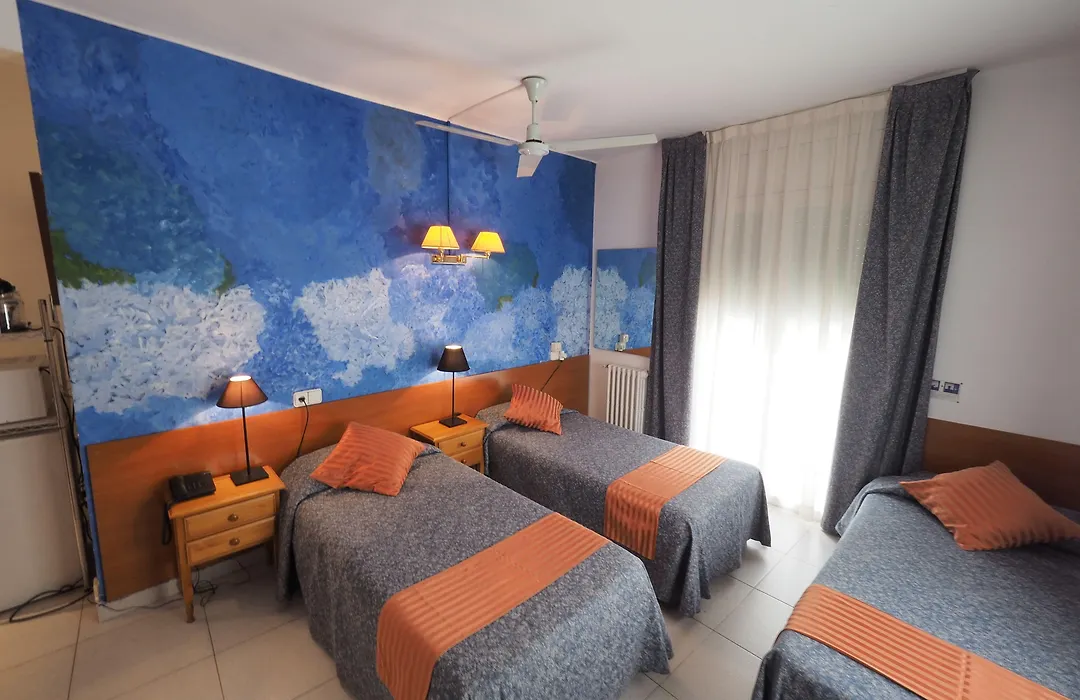 Hotel Montserrat-1