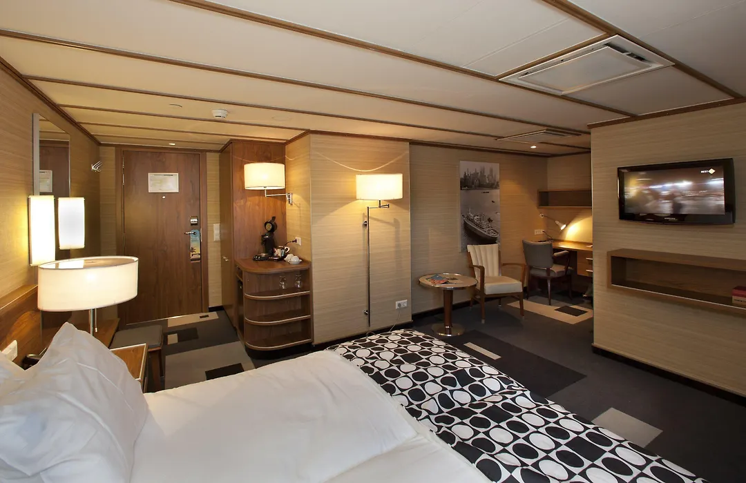 ss Rotterdam Hotel en Restaurants-1