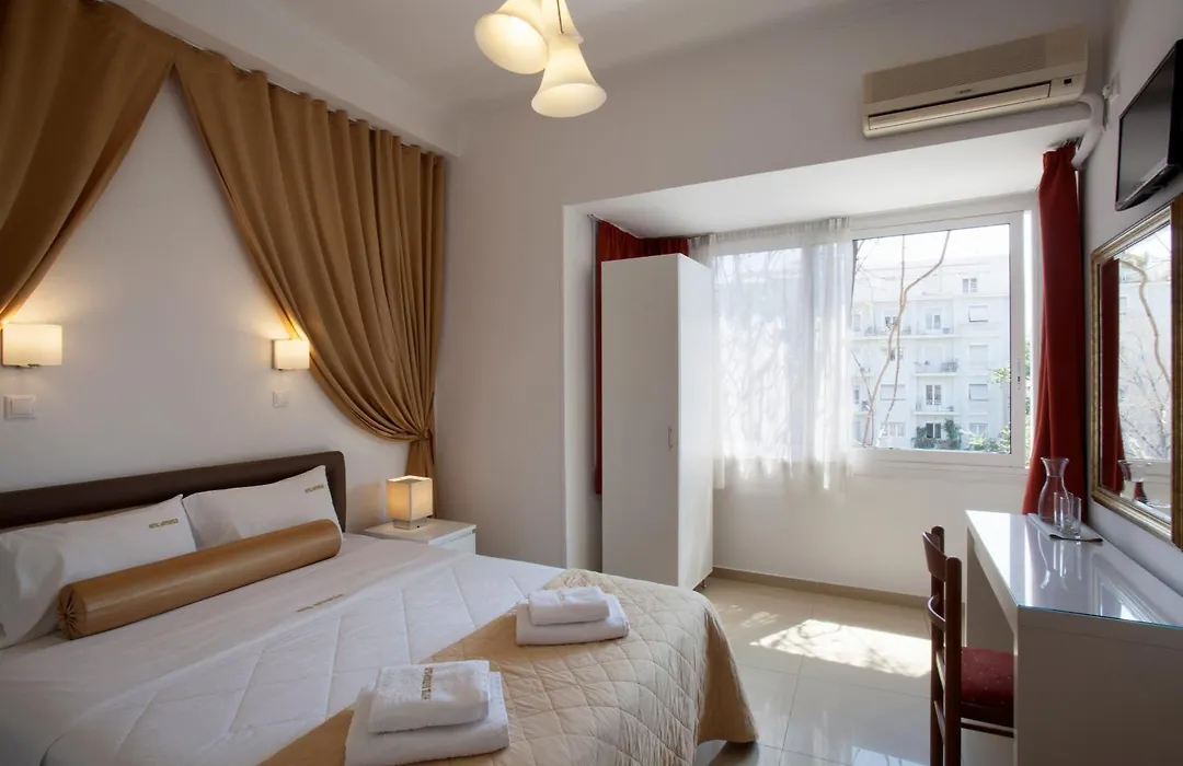 Metropolis Hotel-1