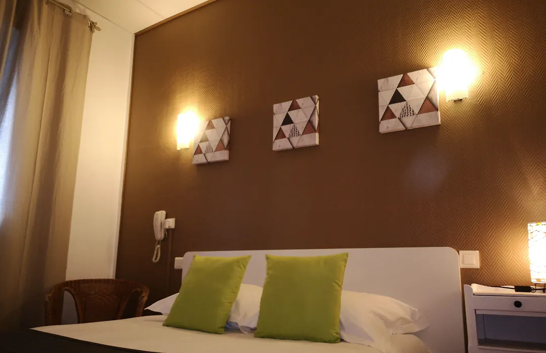 Hotel Trianon Tours-1
