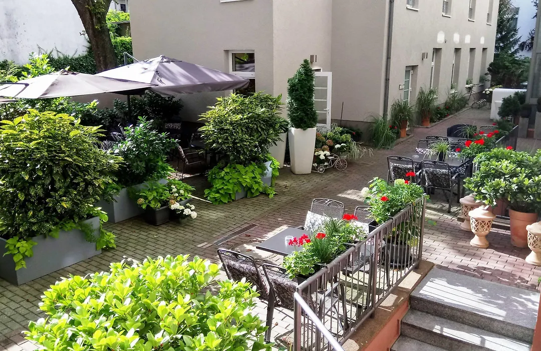 City-Hotel Am Wasserturm Halle-1