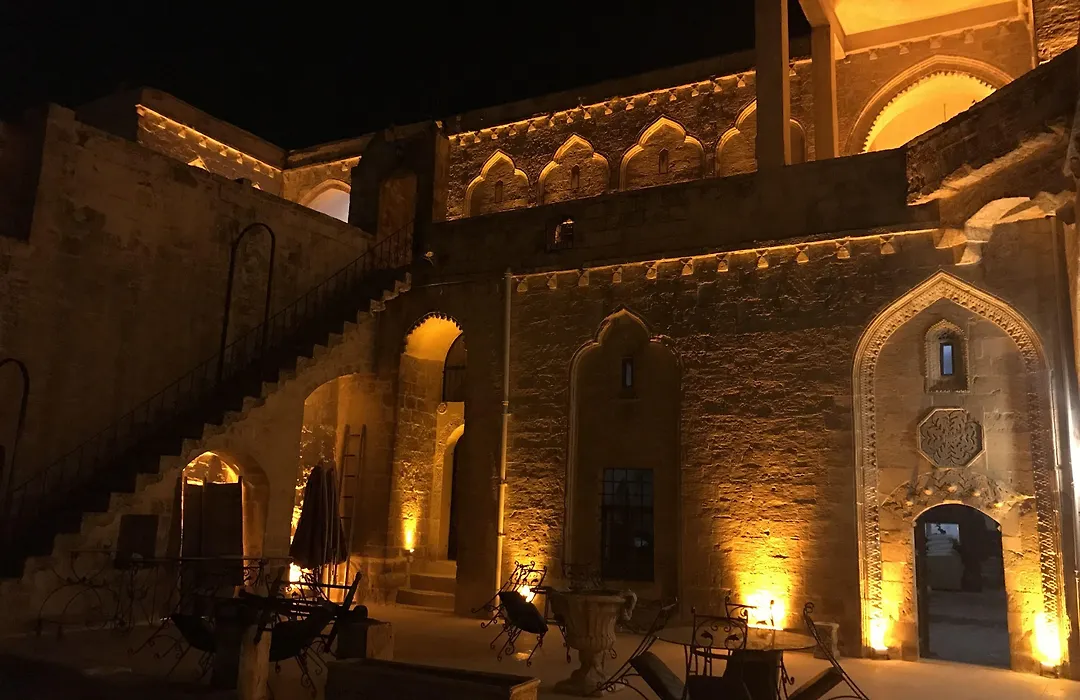 Kasr-I Abbas Hotel-1