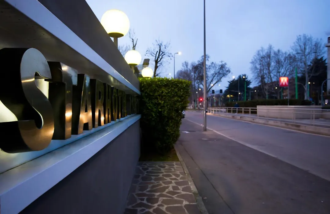 Starhotels Tourist-1