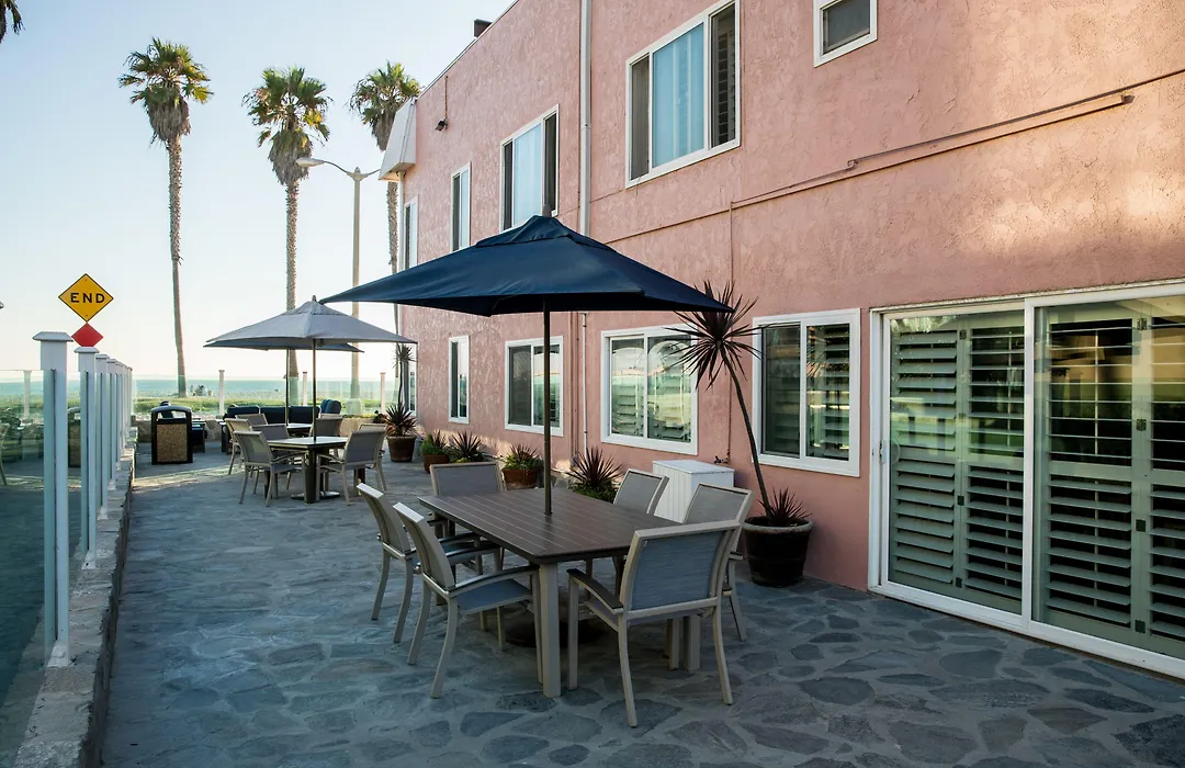 Venice On The Beach Hotel-1