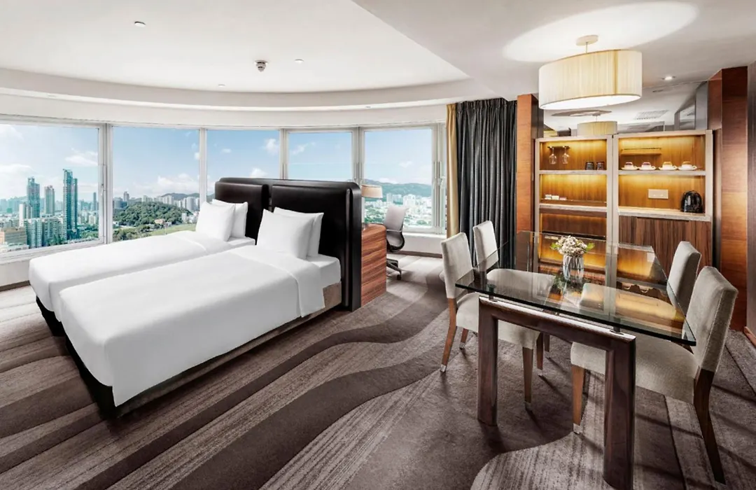 Royal Plaza Hotel-1