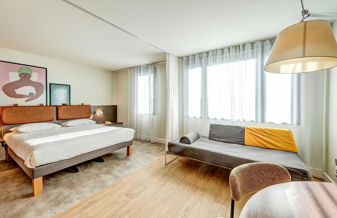 B&B Home Paris Nord 18Eme-1