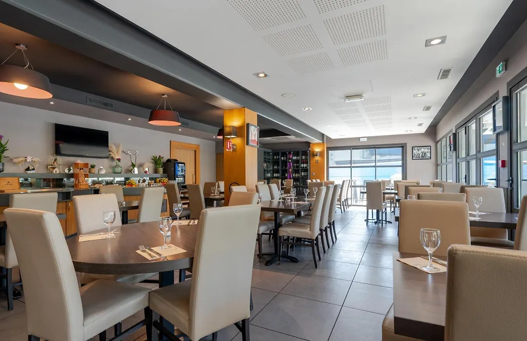 Hotel Loreak-1