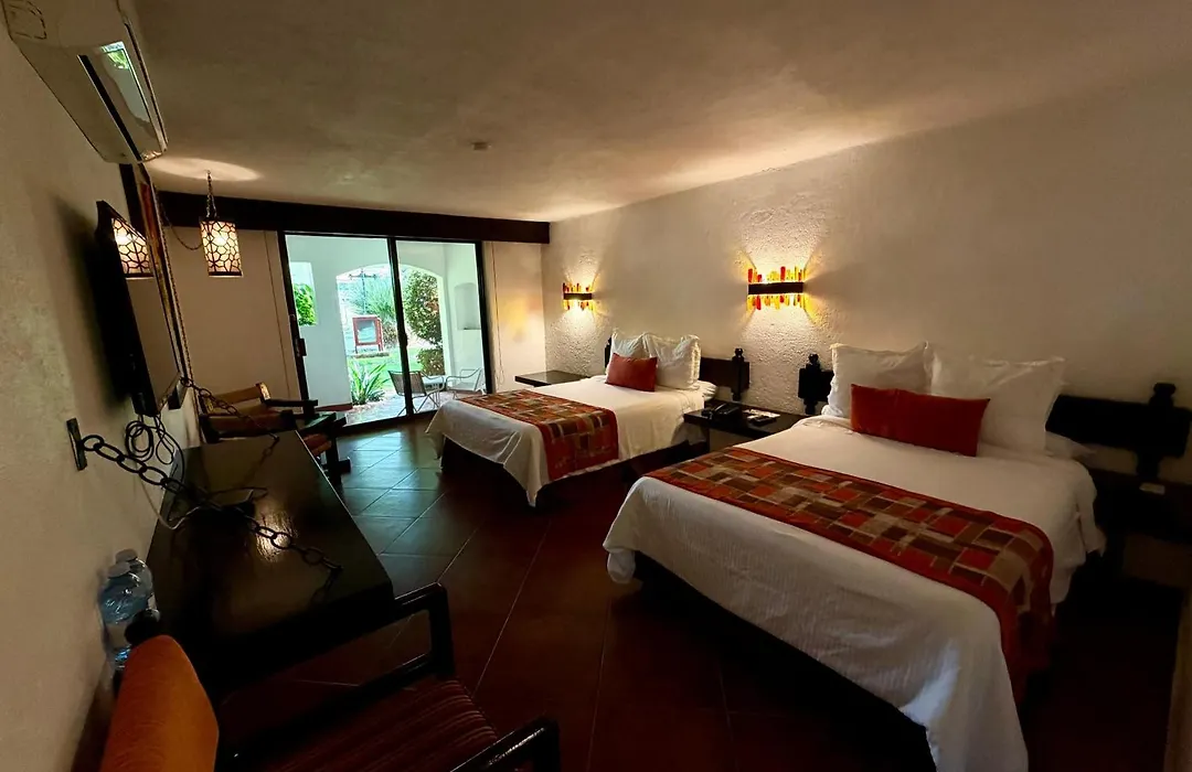 Hotel Hacienda Taboada-1