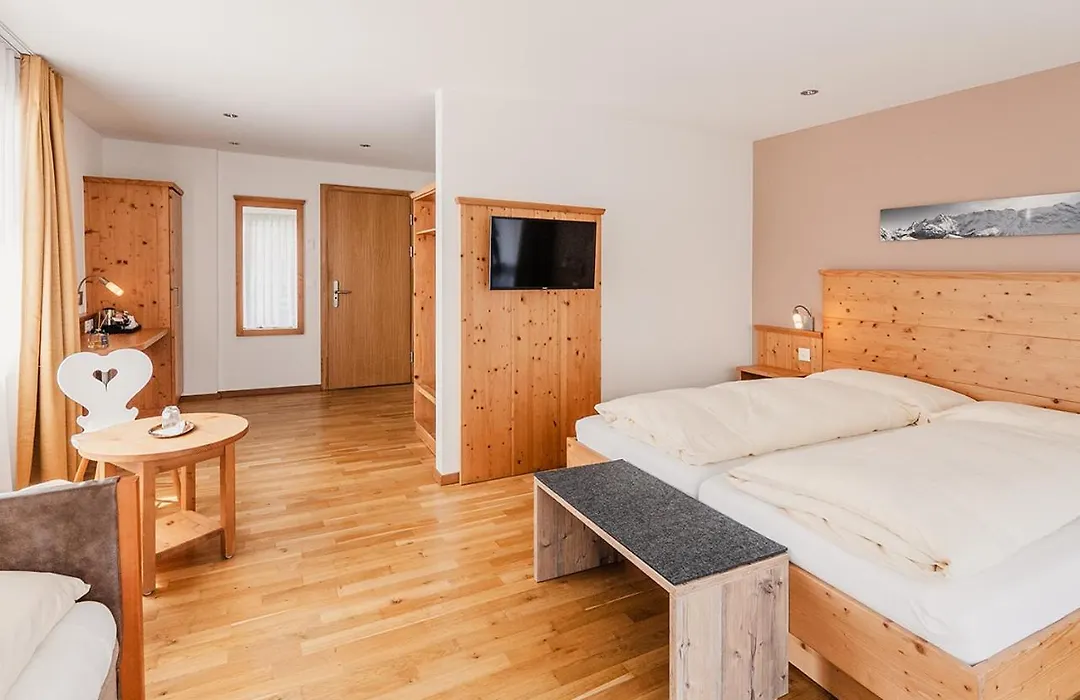 Hotel Edelweiss Superior-1