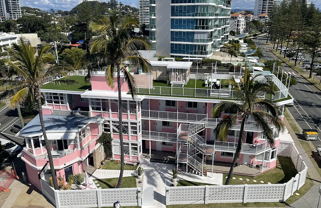 The Pink Hotel Coolangatta-1