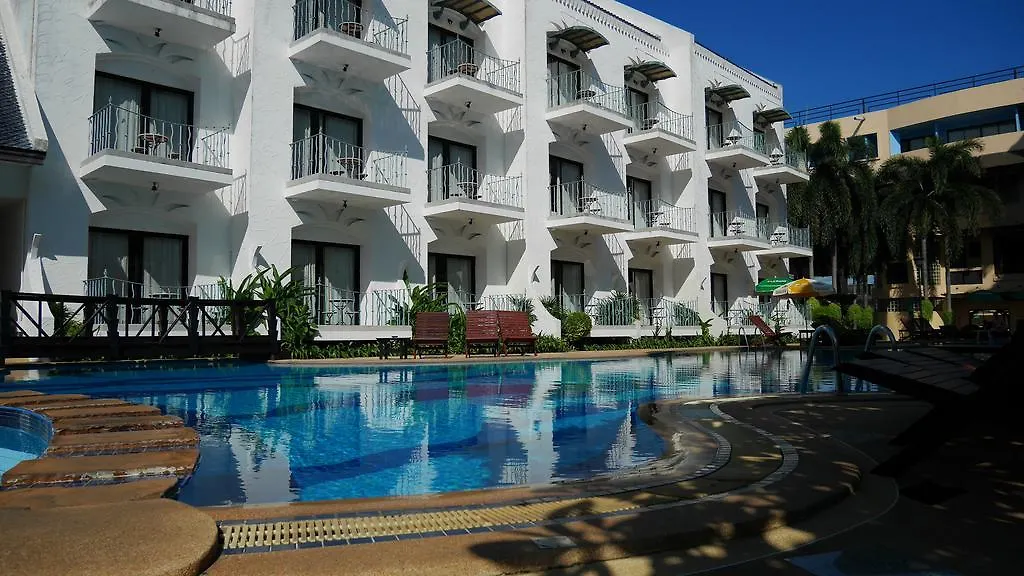 Naklua Beach Resort-1