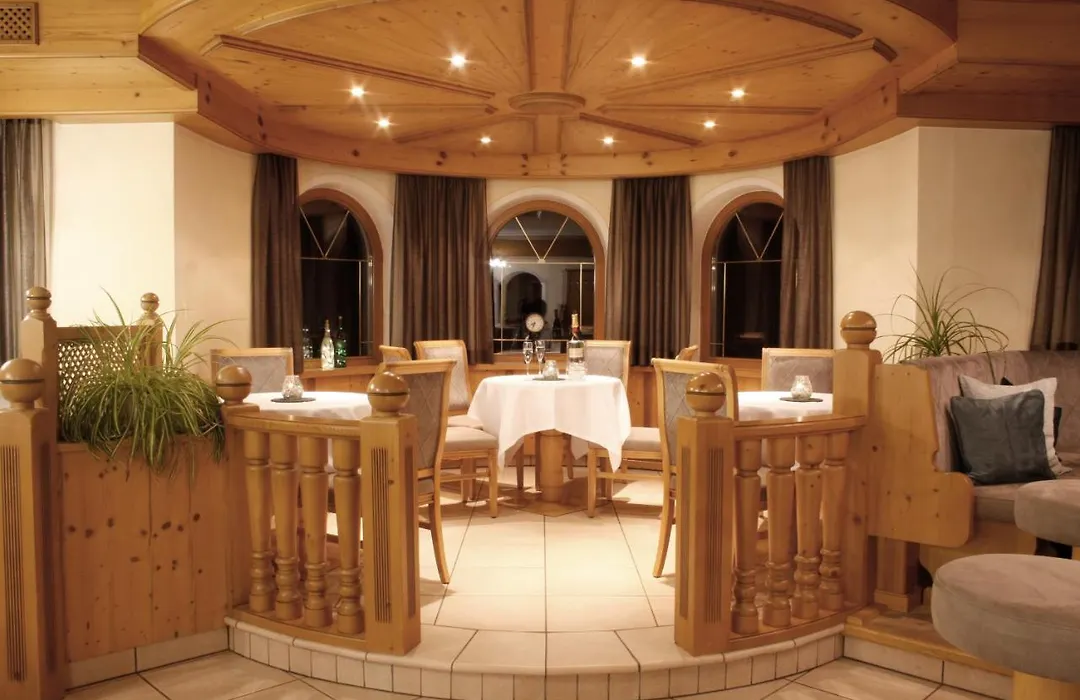 Hotel Enzian-1