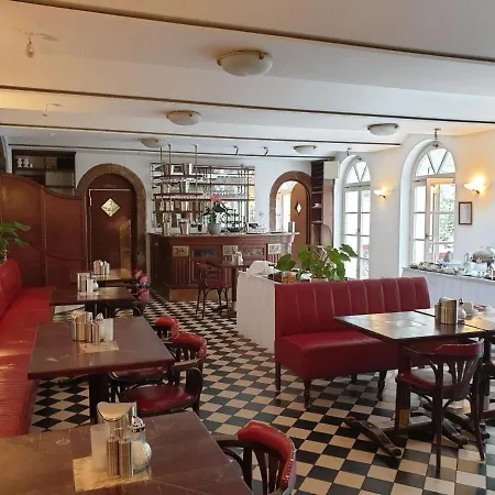 Hotel Altes Pfarrhaus Beaumarais-2