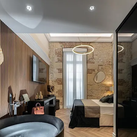 Nero Luxury Suites-2
