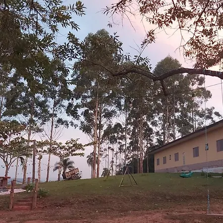 Recanto Varandas Guararema-3
