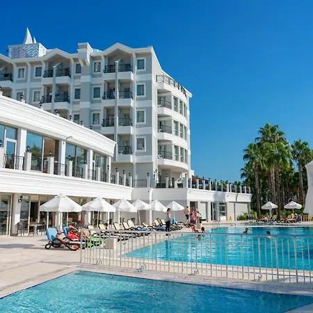 Royal Atlantis Beach-2