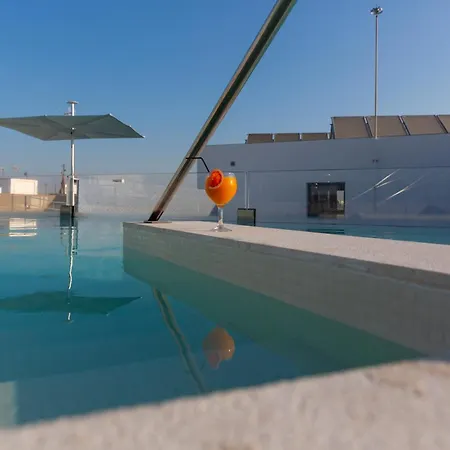 Hotel Macia Sevilla Kubb-3