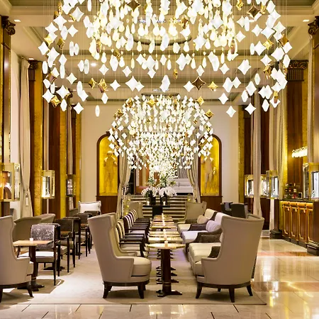 Hotel Barriere Le Majestic Cannes-3
