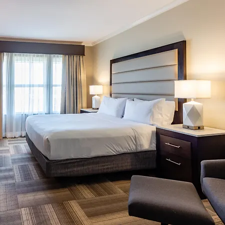 Holiday Inn Express Savannah - Historic District-2