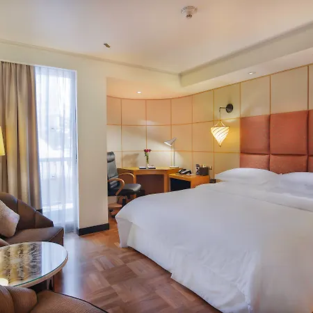 Sheraton Abu Dhabi Hotel & Resort-2