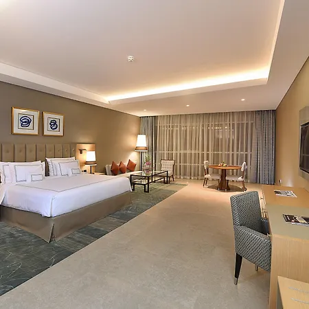 Grand Cosmopolitan Hotel-3