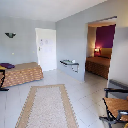 El Pueblo Tamlelt-2