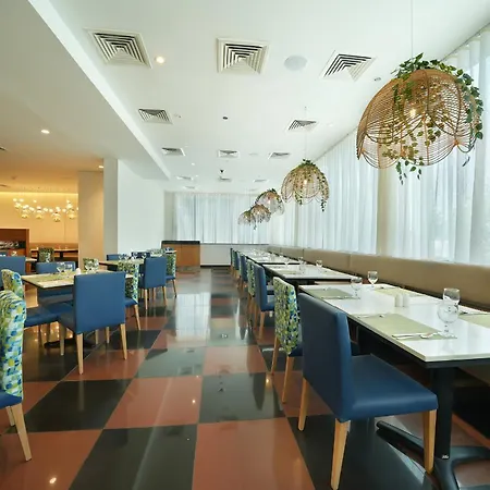 Arabian Park Dubai, An Edge By Rotana Hotel-3