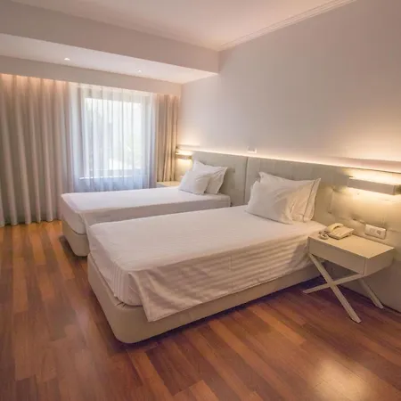 Hotel Travel Park Lisboa-2