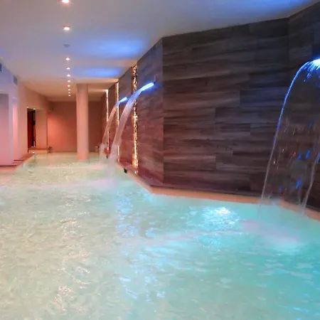 Hotel Columbia Wellness & Spa-2
