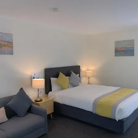 Royal Park Lodge-3