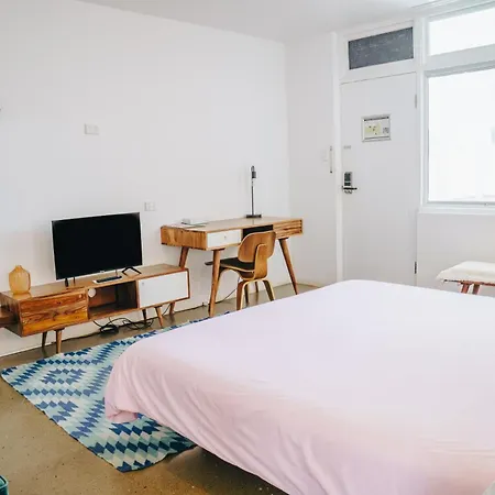 The Pink Hotel Coolangatta-3