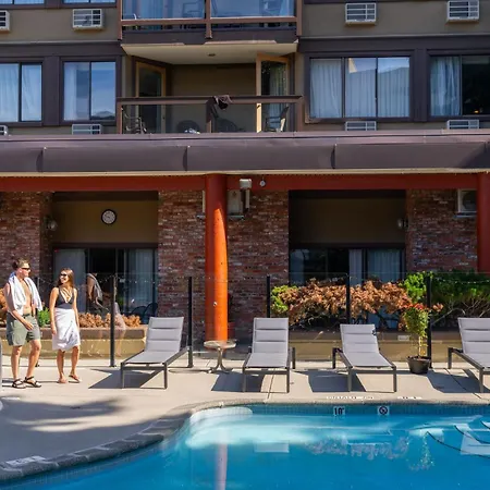 Whistler Village Inn & Suites-3