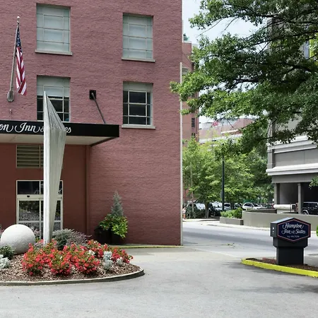 Hampton Inn & Suites Atlanta-Downtown-3