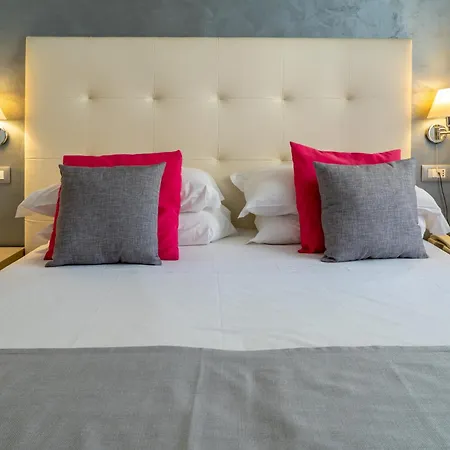 Hotel Gabriella-3