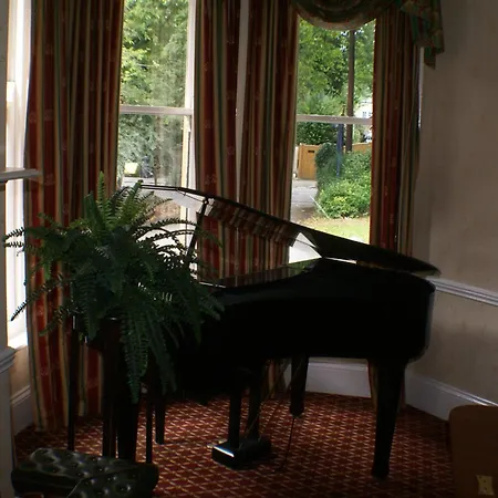 Haley'S Hotel-2