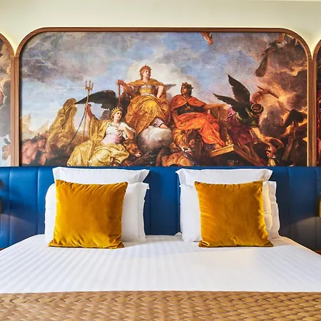 Hotel Le Versailles-3