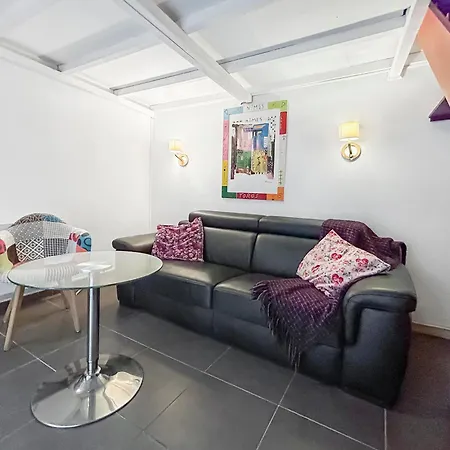 Chez Jeanine - Studio avec Wifi et Climatisation-2