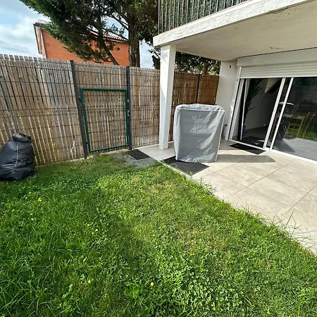 Villa La Libellule 160 m2 avec 5 Chambres 2 Sdb 2 Wc Grand Jardin et Parking Privé-2
