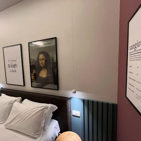 Rossovino Milano Boutique-2