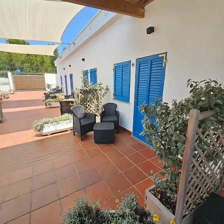 Vel Marì - Rooms on the Beach-3